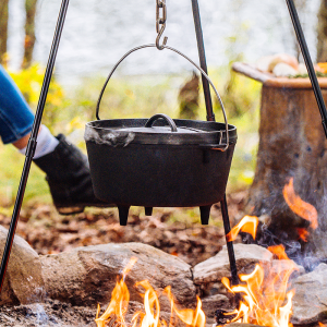 Camp Dutch Oven