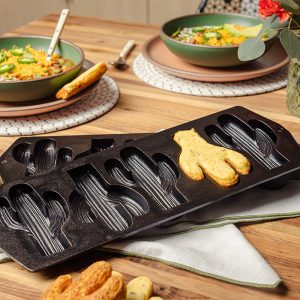 Seasoned Cast Iron Cactus Pan