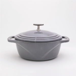 USA Enamel? Cast Iron Dutch Oven