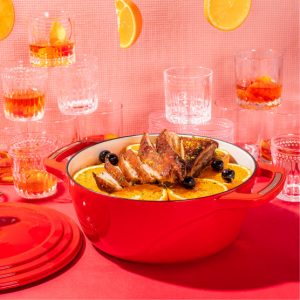 USA Enamel? Cast Iron Dutch Oven