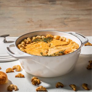 USA Enamel? Cast Iron Dutch Oven